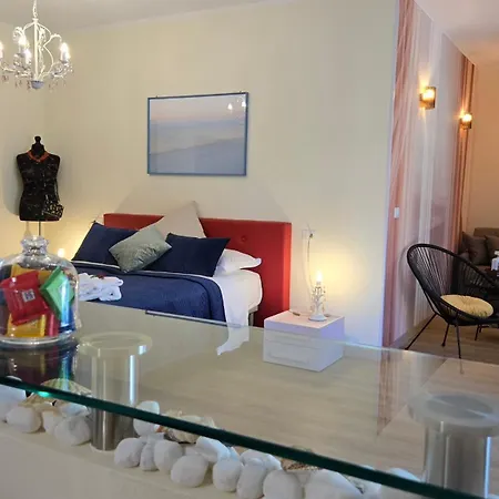 Residence Casa Del Moro 미네르비오